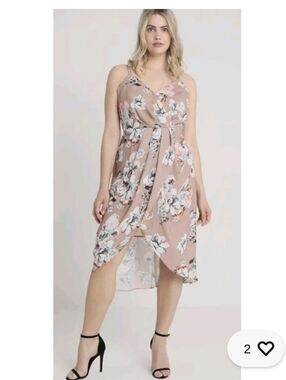 CITY CHIC Paper Floral Plus Size Dress L/18W Paper Floral